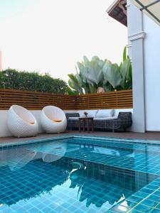 Hồ bơi trong/gần Pai Cherkaew Boutique House