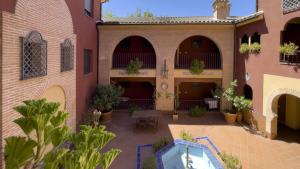 The building in which Az apartmant is located