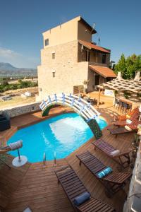 The swimming pool at or close to Villa Gogo offers privacy and pool