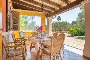 Ein Garten an der Unterkunft Finca Margarita by Mallorca House Rent