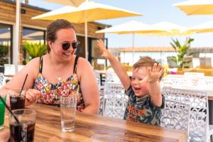Гости Camping maeva Escapades Les Cottages de Perpignan