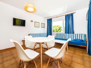Kép Globales Apartamentos Cala Viñas ONLY ADULTS 16 szállásáról Cala Vinyesben a galériában