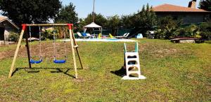 Parquinho infantil em Quinta de Carvalhal - Casa de Campo
