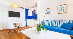 Kép Globales Apartamentos Cala Viñas ONLY ADULTS 16 szállásáról Cala Vinyesben a galériában
