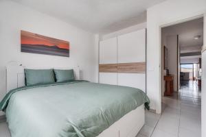 Galeriebild der Unterkunft Home2Book Cozy Sea Views Punta Sardina Lighthouse in Gáldar