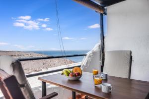 Galeriebild der Unterkunft Home2Book Cozy Sea Views Punta Sardina Lighthouse in Gáldar