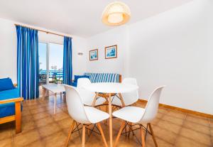 Kép Globales Apartamentos Cala Viñas ONLY ADULTS 16 szállásáról Cala Vinyesben a galériában