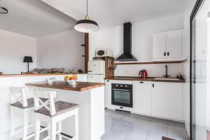 Galeriebild der Unterkunft Home2Book Cozy Sea Views Punta Sardina Lighthouse in Gáldar