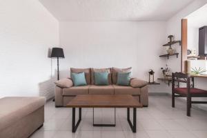 Galeriebild der Unterkunft Home2Book Cozy Sea Views Punta Sardina Lighthouse in Gáldar
