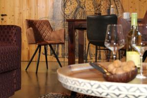 Nápoje v ubytování ARLBERGhome Komfort-Apartments & Privat-Sauna