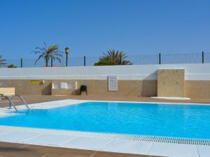 Bazén v ubytovaní Dunasol 341 by Best Holidays Fuerteventura alebo v jeho blízkosti