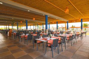 Een restaurant of ander eetgelegenheid bij Crystal Paraiso Verde Resort & Spa - Ultimate All Inclusive