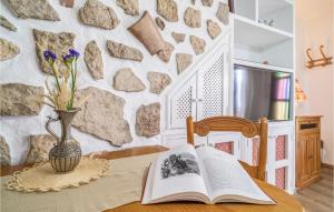 The library in the holiday home