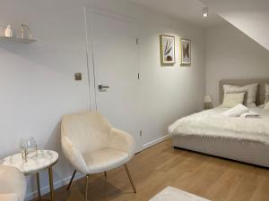 Postel nebo postele na pokoji v ubytování MazuryDreamHouse