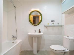 Fotografie z fotogalerie ubytování Sanders Uptown - Cute One-Bedroom Apartment Near City Center v Malaze