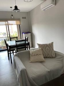 Afbeelding uit fotogalerij van Departamento en San Nicolás de los Arroyos in San Nicolás de los Arroyos