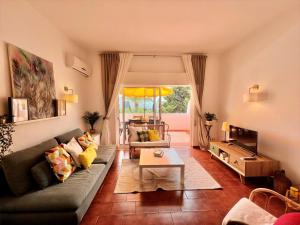 Gallery image of Armação de Pêra Twins 2 With Pool by Homing in Armação de Pêra