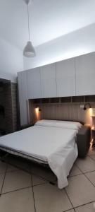 Lova arba lovos apgyvendinimo įstaigoje Domenico 's