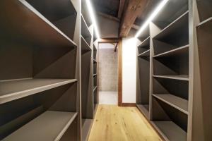 Zdjęcie z galerii obiektu Chalet Whymper avec piscine 150m téléphérique (neuf 2021) w mieście Megève
