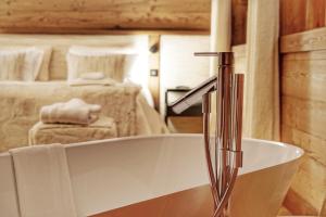Zdjęcie z galerii obiektu Chalet Whymper avec piscine 150m téléphérique (neuf 2021) w mieście Megève