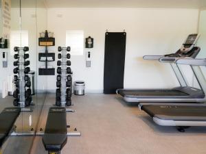 Líkamsræktarstöð og/eða líkamsræktaraðstaða á The Nest Hotel Palo Alto