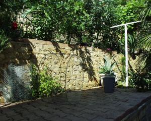 Ogród w obiekcie Apartment Rabac 2323b