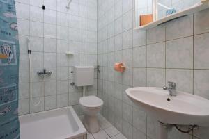 Koupelna v ubytování Twin Room Selce 2362a