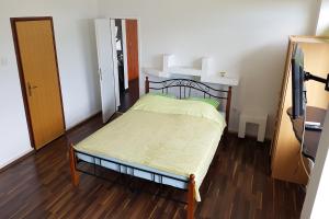 Fotografia z galérie ubytovania Apartments and rooms with parking space Lovran, Opatija - 2341 v Lovrane