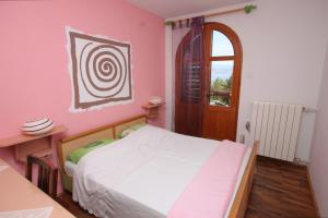 Fotografia z galérie ubytovania Apartments and rooms with parking space Lovran, Opatija - 2341 v Lovrane