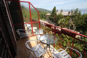 Fotografia z galérie ubytovania Apartments and rooms with parking space Lovran, Opatija - 2341 v Lovrane