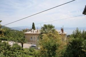Fotografia z galérie ubytovania Apartments and rooms with parking space Lovran, Opatija - 2341 v Lovrane