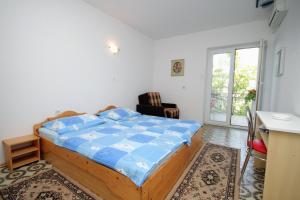 Posteľ alebo postele v izbe v ubytovaní Triple Room Selce 2379d