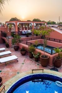 Басейн в или близо до Riad Bab Agnaou & Spa