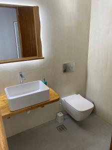Gallery image of VILLA NOULI in Sarakiniko +74 photos