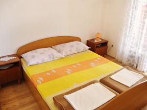 Posteľ alebo postele v izbe v ubytovaní Apartments by the sea Podaca, Makarska - 2612