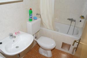 Koupelna v ubytování Apartments by the sea Igrane, Makarska - 2679