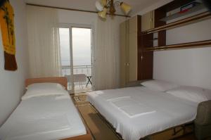 Fotografie z fotogalerie ubytování Apartments by the sea Podaca, Makarska - 2620 v destinaci Podaca