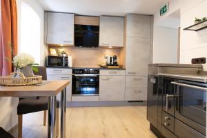 A cozinha ou kitchenette de Weisses Lamm