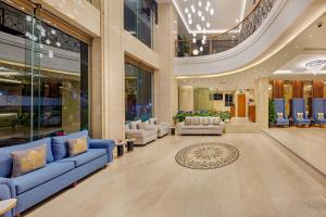 Χώρος καθιστικού στο Val Soleil Hotel