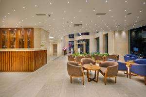Χώρος καθιστικού στο Val Soleil Hotel