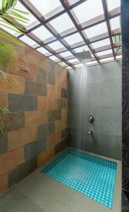 Sarasiruham Resort - Private Pool Villa in Udaipur内部或周边的泳池
