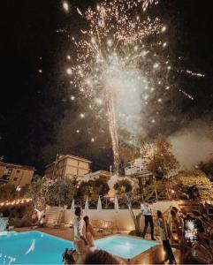 Bazén v ubytování Casa Lucia nebo v jeho okolí