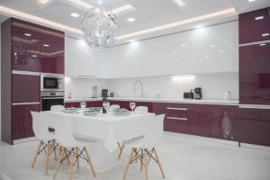 A kitchen or kitchenette at Diamond Luxury Villa Corfu