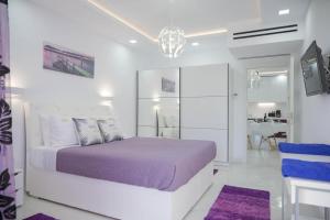 A bed or beds in a room at Diamond Luxury Villa Corfu Még 18 kép
