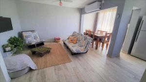 Gallery image of On the Edge of a Crater in Mitzpe Ramon +8 photos