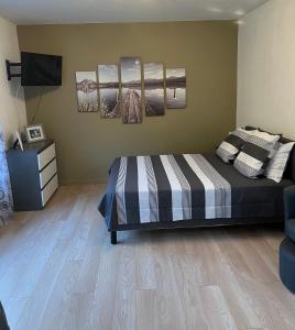 Posteľ alebo postele v izbe v ubytovaní Superbe appartement en résidence avec piscine.
