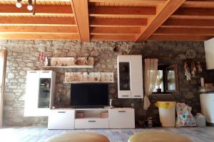 Fotografia z galérie ubytovania Old House villa moudros kaminia lemnos Holidays v destinácii Moúdhros + 28 fotografií