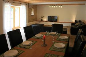Fotografie z fotogalerie ubytování Family friendly house with a swimming pool Mrkoci, Central Istria - Sredisnja Istra - 13003 v destinaci Žminj