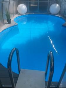 Bazén v ubytování Harzhotel Warnstedter Krug nebo v jeho okolí