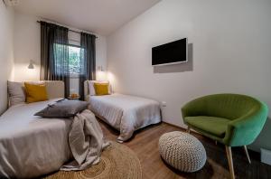 Postel nebo postele na pokoji v ubytování Seaside luxury villa with a swimming pool Puntinak, Brac - 2964 + 41 fotografií